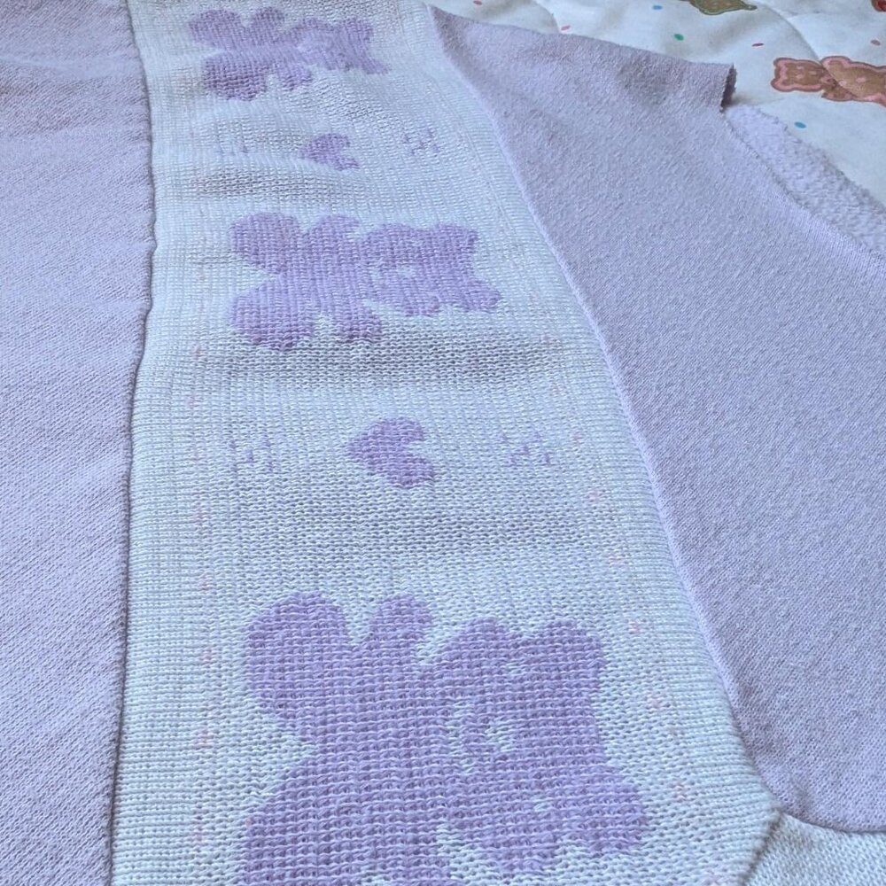 Teddy bear sweatshirt. - Picture 4 of 8